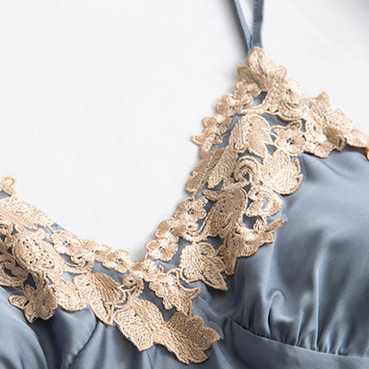 Soft comfortable pajamas made of ice silk with lace