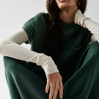 Conjunto de dos piezas de punto en color liso para mujer.