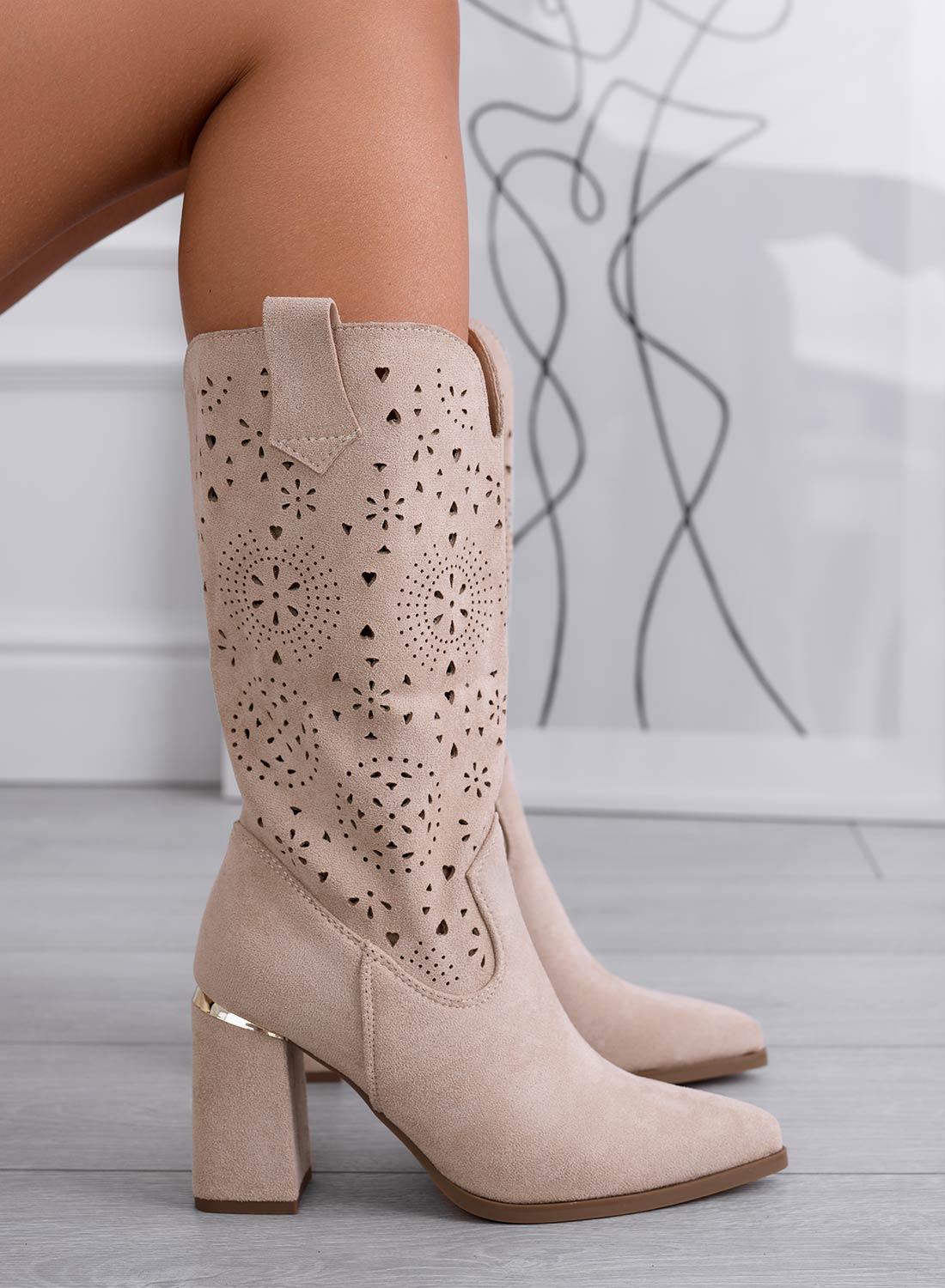 MARIGOLD - Botas camperas beige perforadas con tacón cómodo