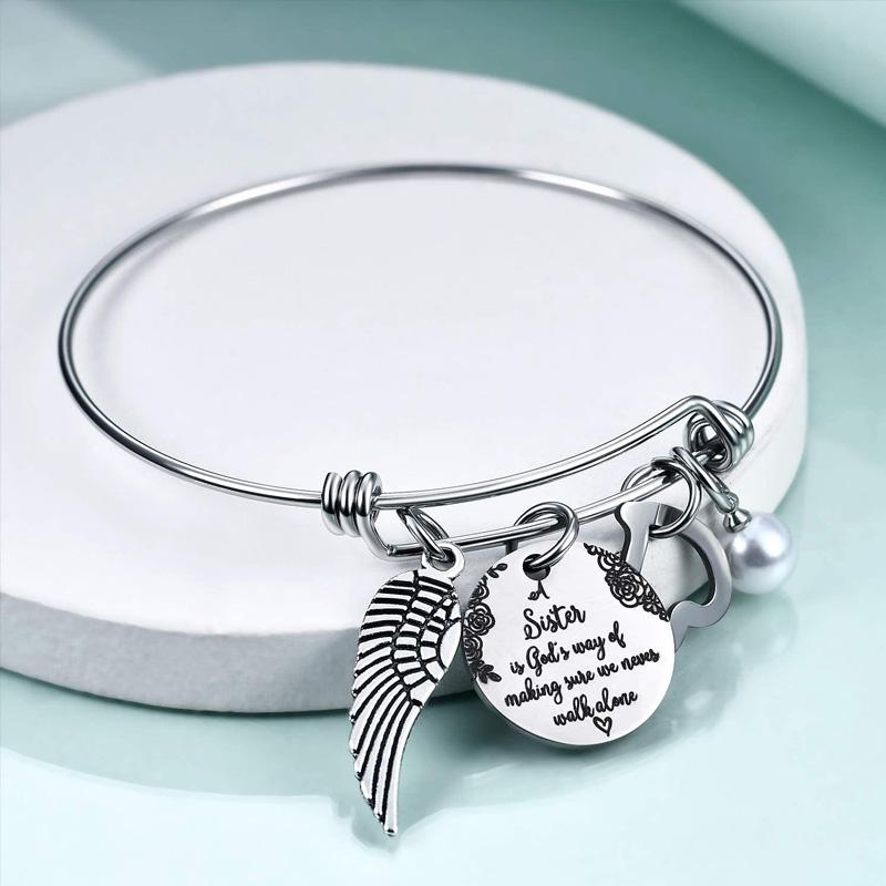 Never walk alone - Sister Bracelet