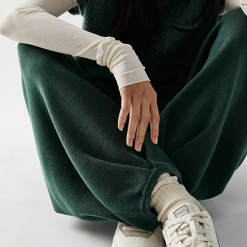 Conjunto de dos piezas de punto en color liso para mujer.