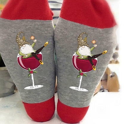 Calcetines unisex de caña alta con diseño de gnomo y copa de vino