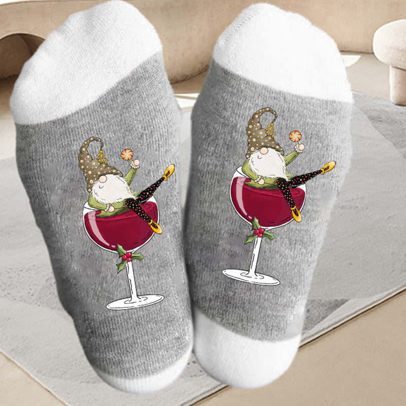 Calcetines unisex de caña alta con diseño de gnomo y copa de vino