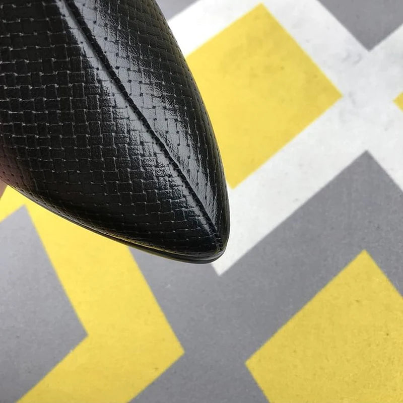 Fashion women's shoes made of genuine leather with high heels