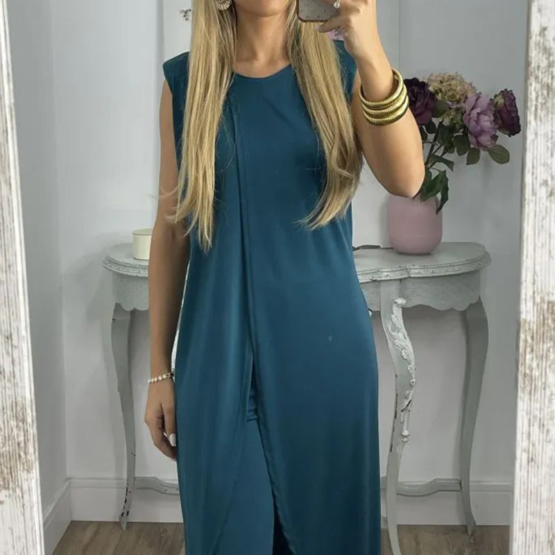 Conjunto de mujer de dos piezas sin mangas con escote redondo.