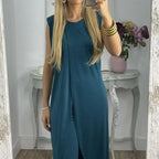 Conjunto de mujer de dos piezas sin mangas con escote redondo.