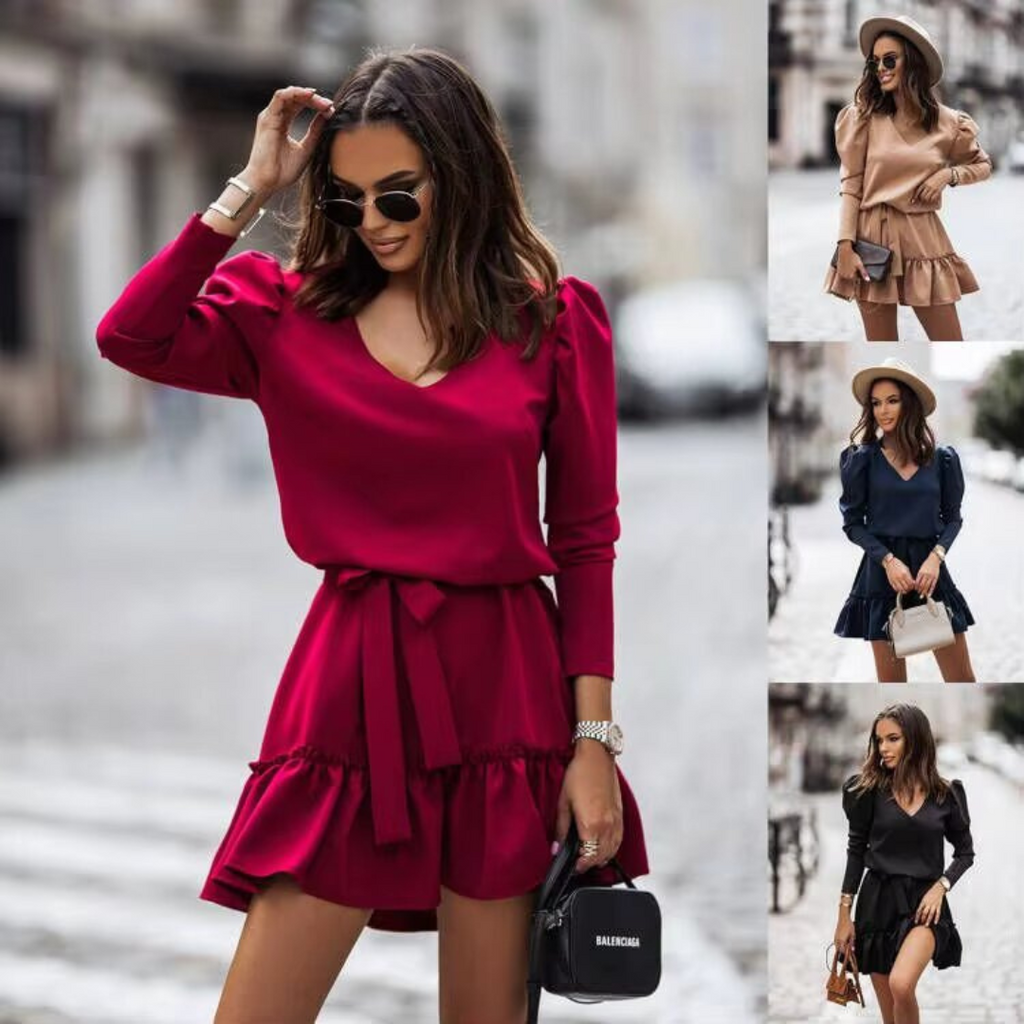 Long-sleeve dress with a tie