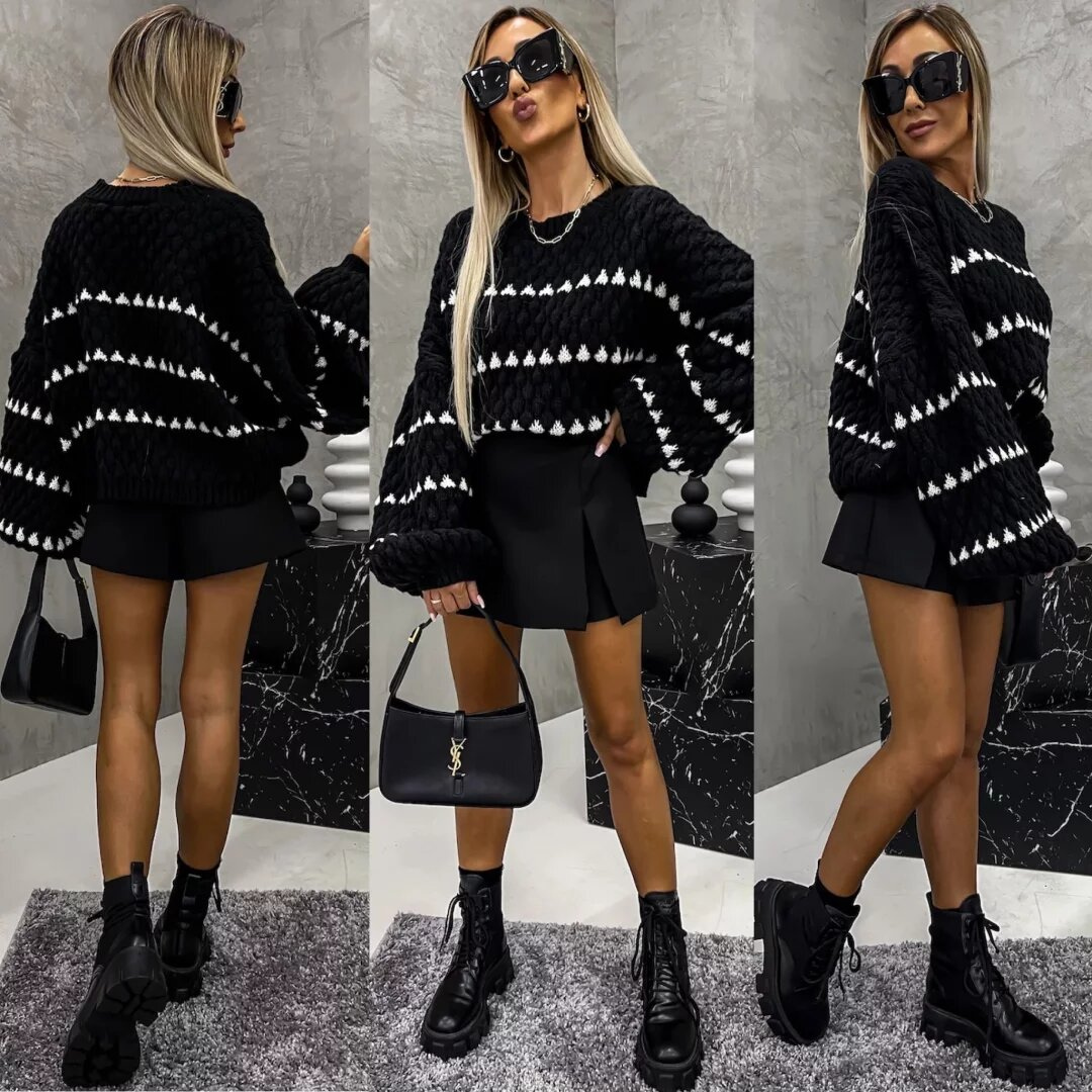 Black and white knitted sweater 