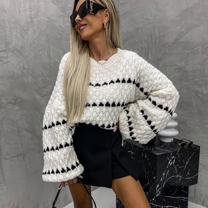 Black and white knitted sweater 