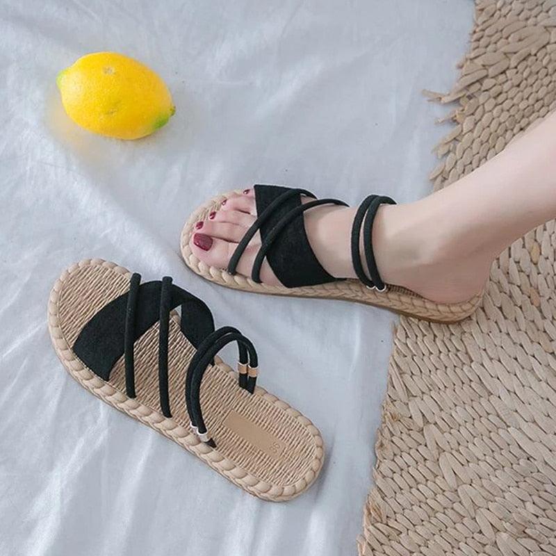 Sandalias String