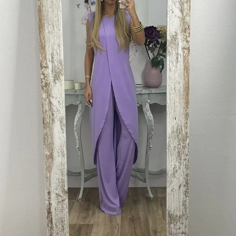 Two-piece sleeveless women's set with a round neckline