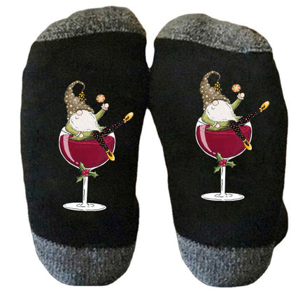 Calcetines unisex de caña alta con diseño de gnomo y copa de vino