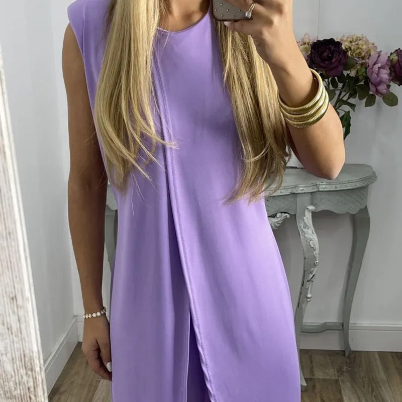 Conjunto de mujer de dos piezas sin mangas con escote redondo.