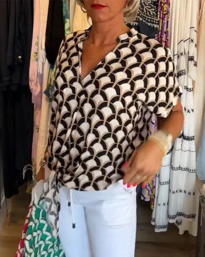 Stella™ Top casual con estampado y escote en V