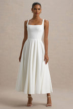 Parina | Vestido midi blanco con escote cuadrado y falda voluminosa