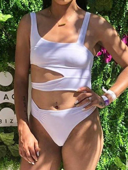 Traje de baño de una pieza con recorte único